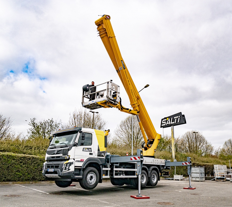 RUTHMANN STEIGER® T 480 im Einsatz bei der Firma Salti