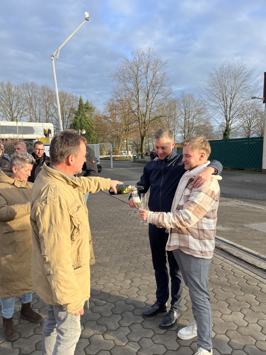 to the new STEIGER T 1000 HF 